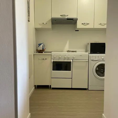 Sea Rocks House 度假居 奧爾比亞